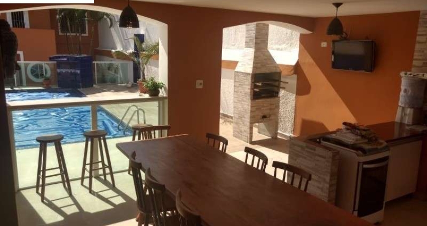 Casa com 4 dormitórios , piscina  , churrasqueira  no Bairro da Vila Monumento  !!