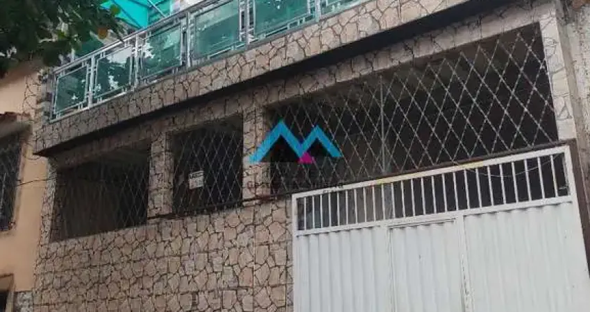 Excelente Casa Duplex de 2 quartos, 100m², próxima da rua Barão do Bom Retiro, à venda no Engenho Novo.