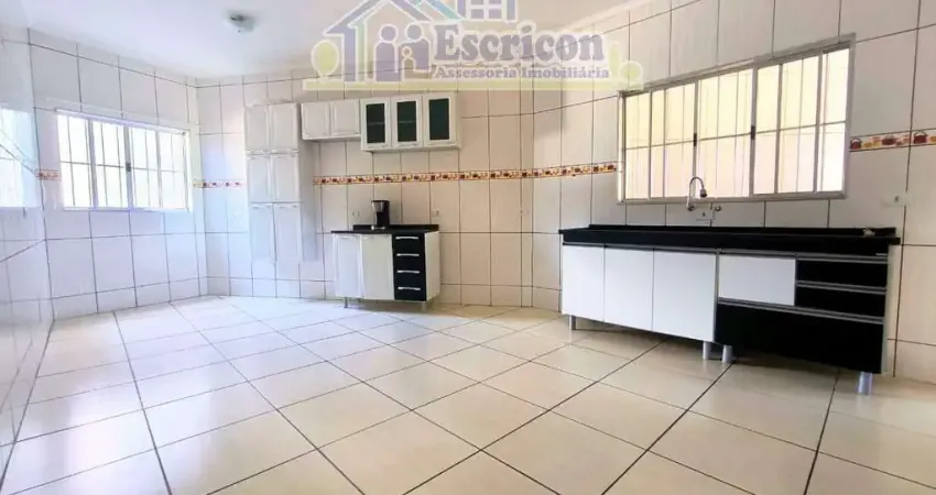 Ótima casa para locação no Vila Ester, imóvel amplo e arejado !!