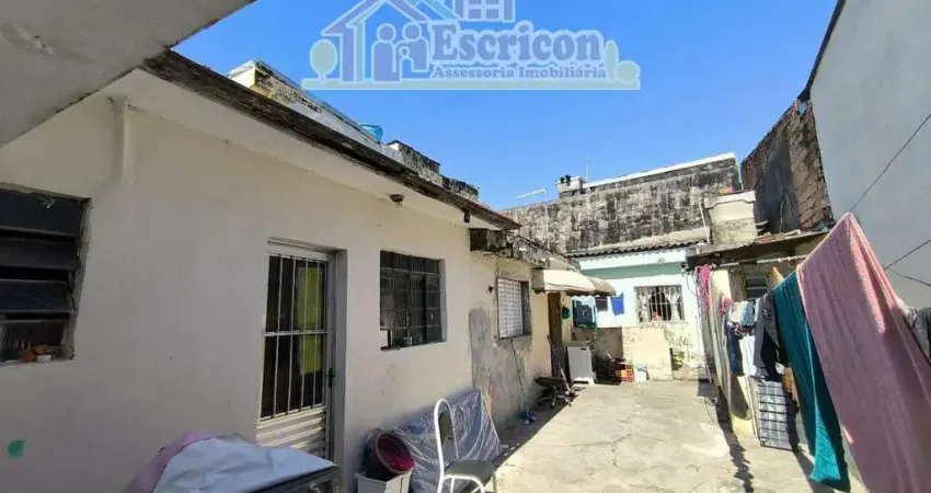 Ótima Oportunidade de Investimento – Terreno com 3 Casas e Salão Comercial