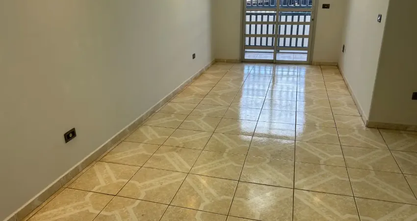 Apartamento com 4 quartos para alugar no Brasil, Uberlândia