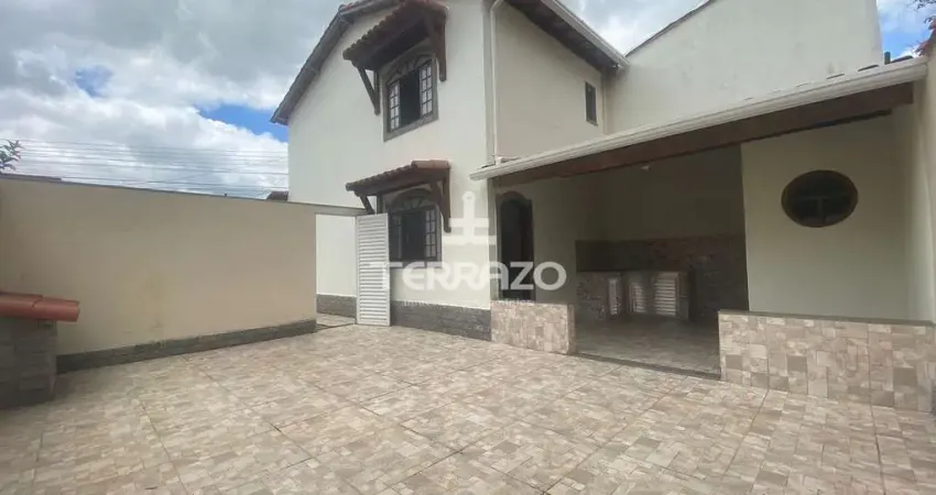 Casa com 2 quartos à venda na Rua Inácio Ramos da Silva, 298, Jardim Belvedere, Volta Redonda