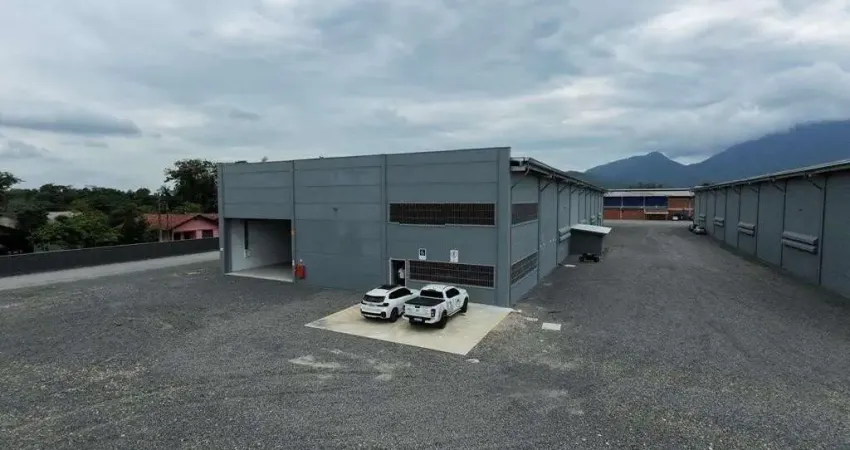 GALPÃO INDUSTRIAL no RIO BONITO com 0 quartos para LOCAÇÃO, 2500 m²