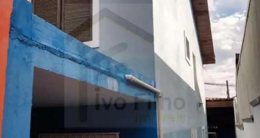 Casa para Venda em Mogi das Cruzes, jardim Layr, 2 dormitórios, 3 banheiros, 2 vagas