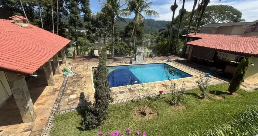 Casa para Venda em Mogi das Cruzes, Vila Suíssa, 5 dormitórios, 5 suítes, 8 banheiros, 8 vagas