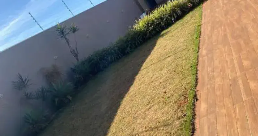 Casa comercial à venda no Campinho, Arapongas 