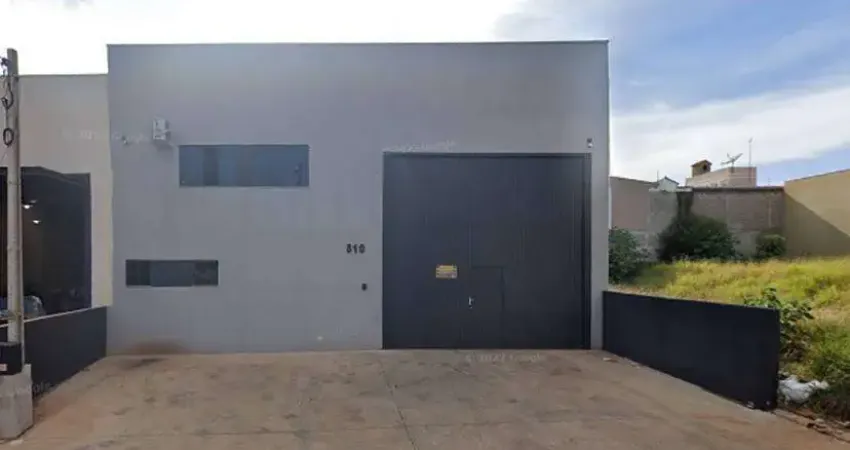 Barracão no Jardim Mônaco 2 com Renda Mensal de R$ 3.700,00