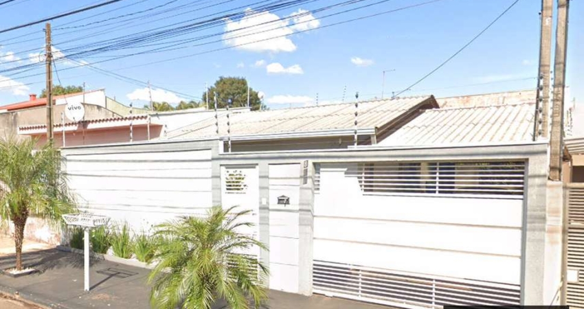 Casa com 3 quartos à venda no Jardim Mônaco, Arapongas 