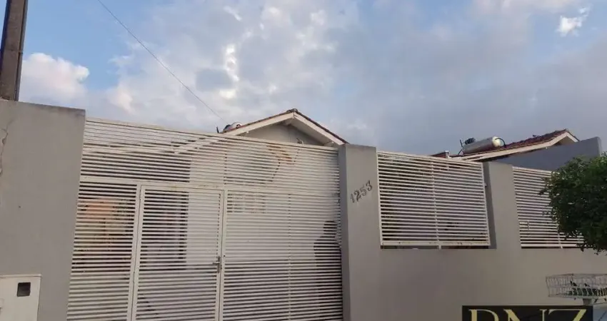 Casa com 2 quartos à venda no Conjunto Residencial Piacenza, Arapongas 