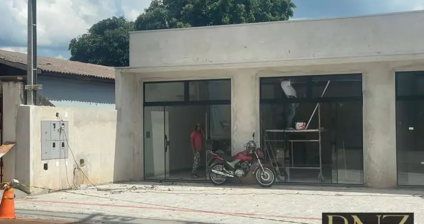 Sala Comercial para Locação – Localização Estratégica em Frente ao Mercado