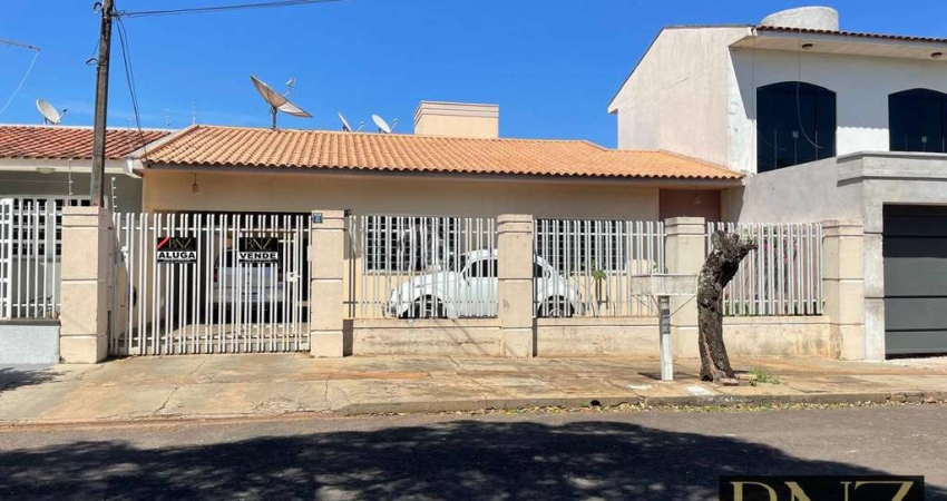Casa com 3 quartos à venda no Jardim Panorama, Arapongas 