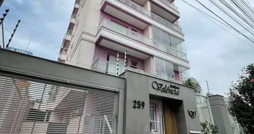 Apartamento com 3 quartos para alugar no Centro, Arapongas 