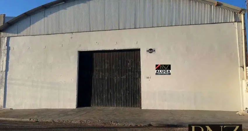 Barracão para Locação na Vila Triângulo - Espaço Amplo e Bem Localizado