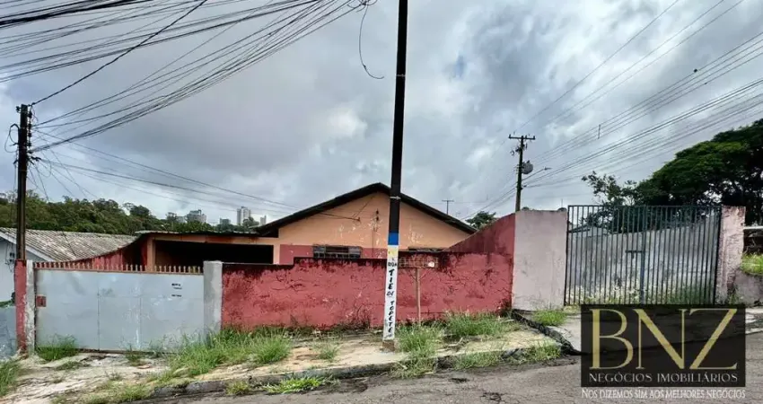 Casa com 4 quartos à venda no Conjunto Padre Chico, Arapongas 