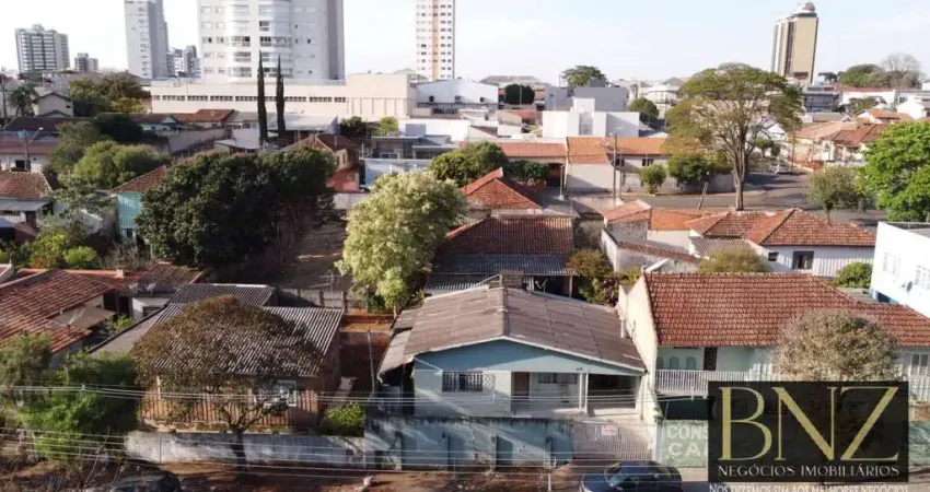 Residência á venda com 3 quartos apenas 3 quadras da avenida arapongas!