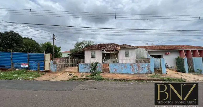 Casa comercial à venda no Centro, Arapongas 