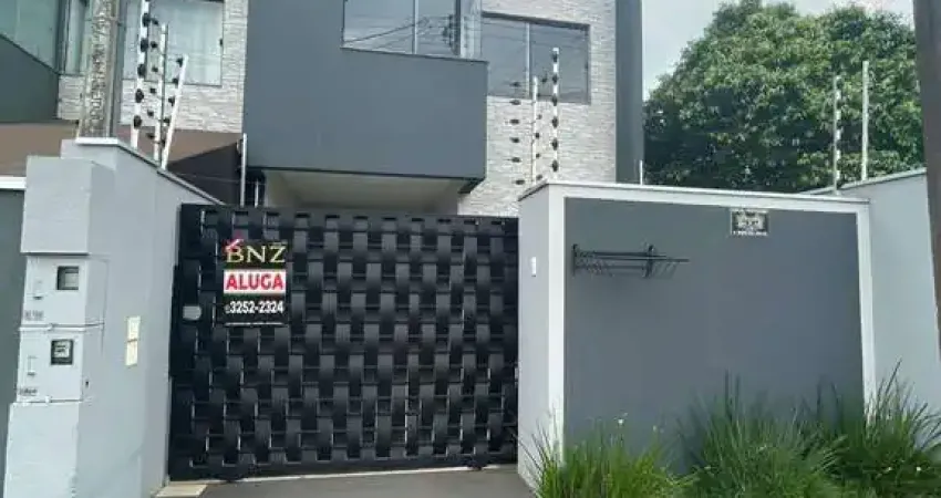 Casa com 2 quartos para alugar na Vila Sampaio, Arapongas 