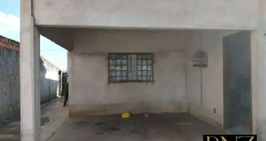 Casa com 3 quartos à venda no Jardim Interlagos, Arapongas 