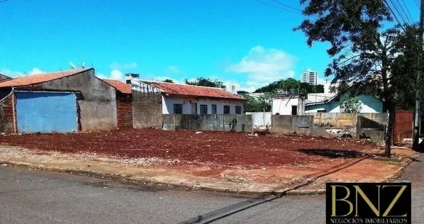 Terreno comercial à venda na Vila Araponguinha, Arapongas 