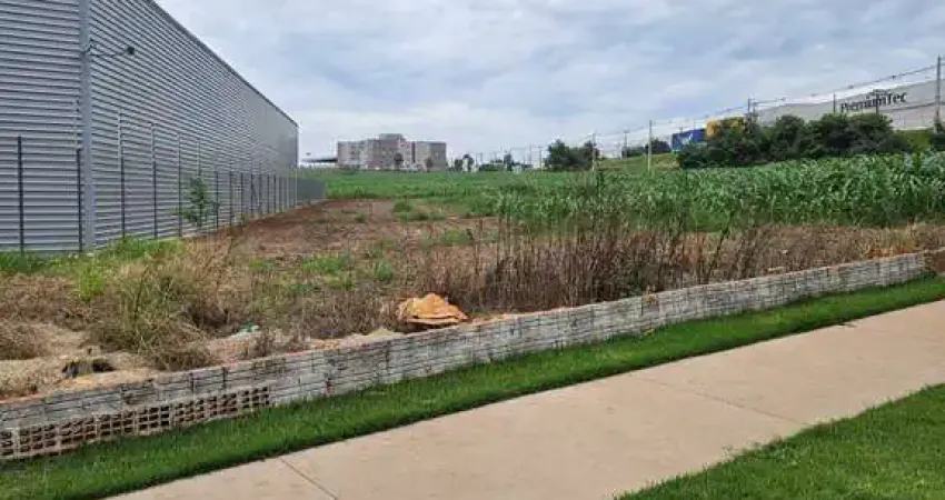 Venda - Terreno amplo em Zona Industrial em Maringá