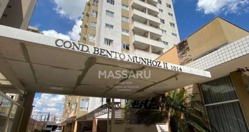 Apartamento a venda no condomínio Bento Munhoz Da Rocha Netto II na Zona 07