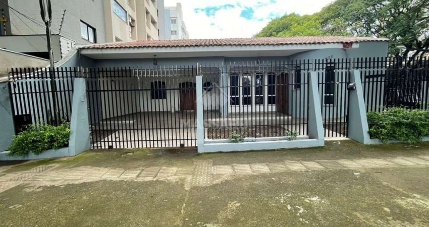 Casa com 3 quartos para alugar na Rua Francisco Glicério, 731, Zona 07, Maringá