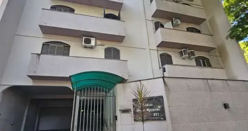 Venda - Apartamento na Zona 04 em Maringá