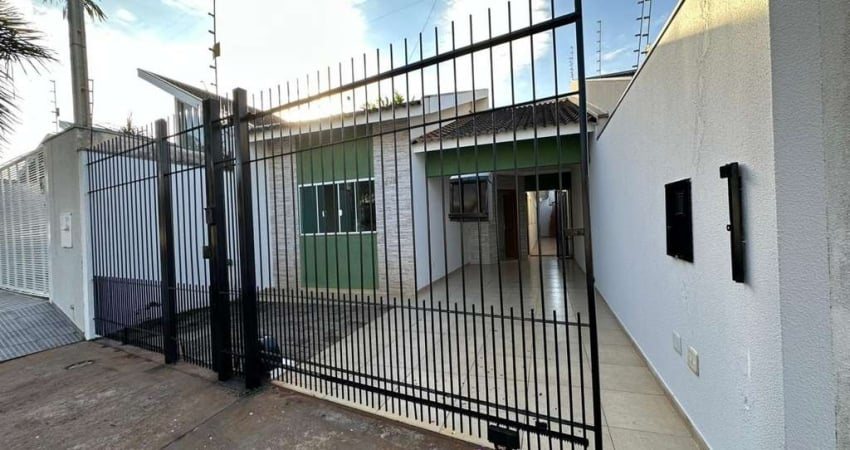 Casa com 3 quartos para alugar na Rua Sebastião de Paula e Silva, 495, Parque Avenida, Maringá