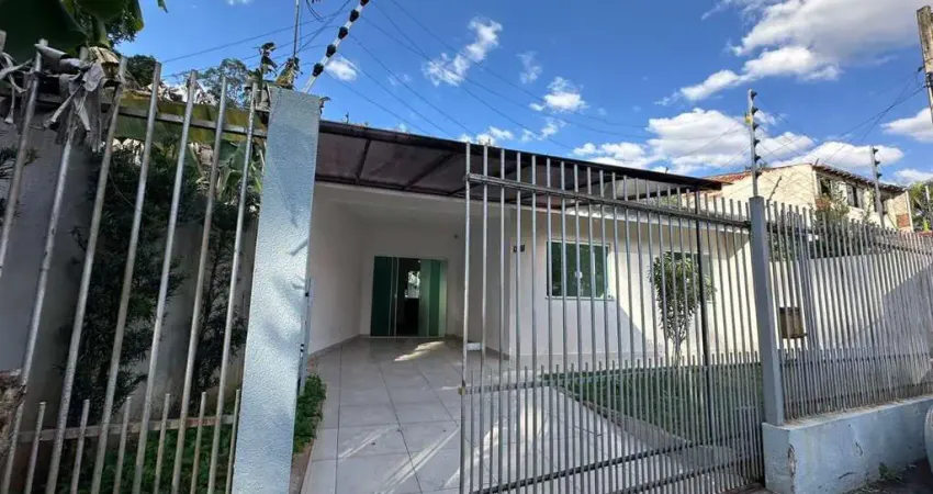 Casa com 3 quartos à venda na Rua Alencar de Oliveira Paiva, 102, Vila Esperança, Maringá