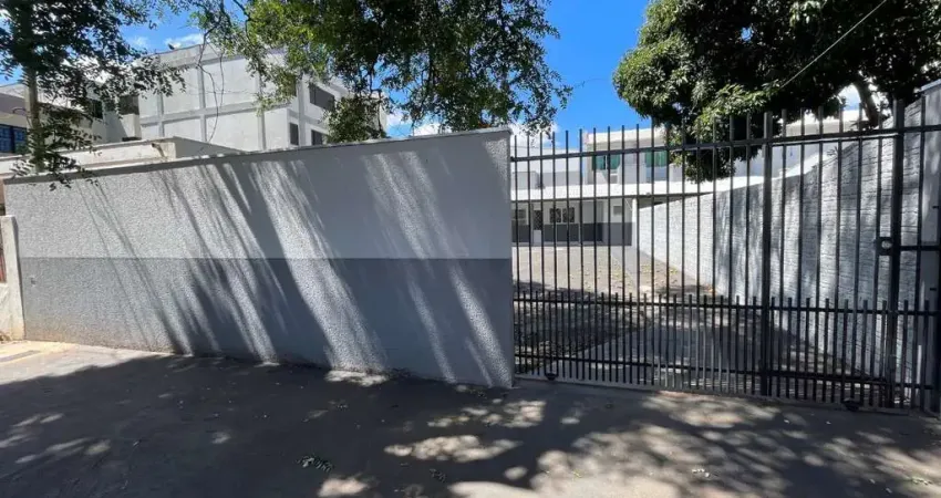 Casa com 2 quartos para alugar na Rua Araxá, 640, Jardim Alvorada, Maringá