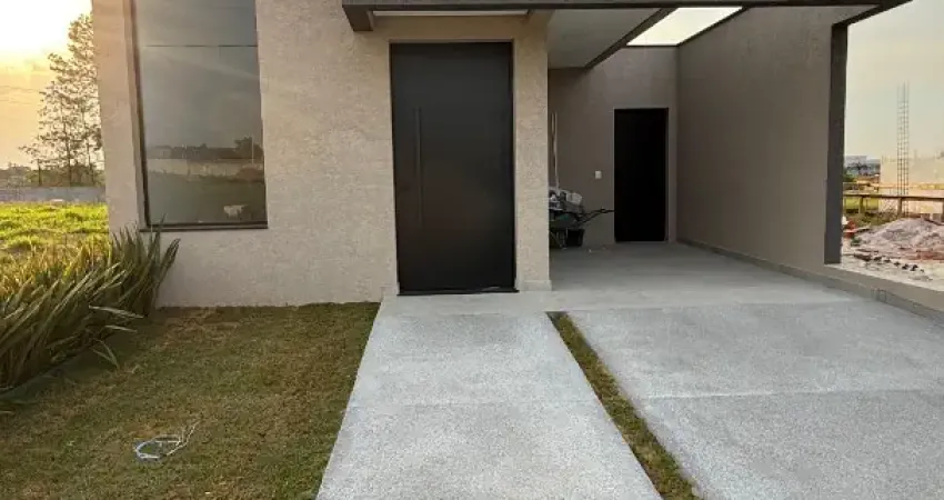 Casa novíssima com fino acabamento em condomínio clube - Caucaia do Alto