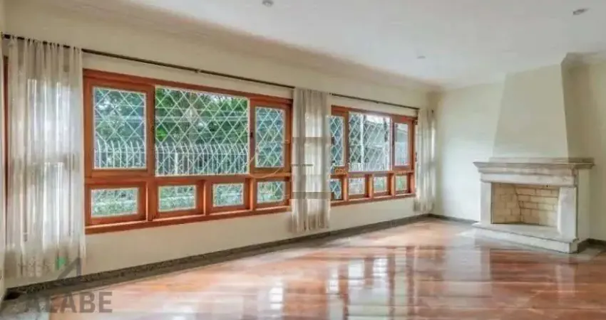 Casa com 5 quartos à venda na Rua Regina Badra, 640, Alto da Boa Vista, São Paulo