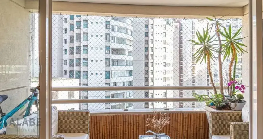 Apartamento com 3 quartos à venda na Avenida Jamaris, 64, Moema, São Paulo