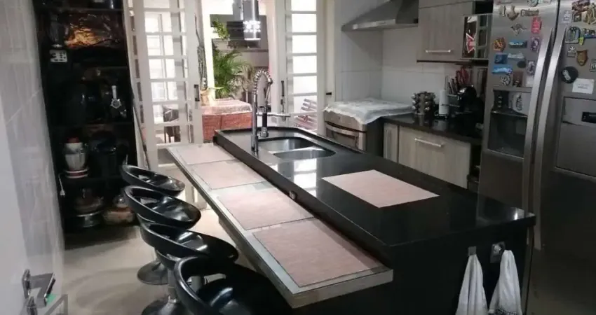 Casa com 5 quartos à venda na Rua Alessandro Manzoni, 122, Vila Arriete, São Paulo