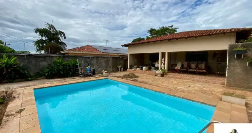 Casa Comercial para Locação ou venda – Esquina | Bairro Shangri-lá