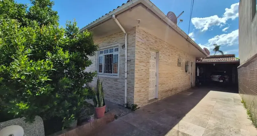 Casa com 3 quartos à venda na Rua das Gabirobas, 176, Madri, Palhoça