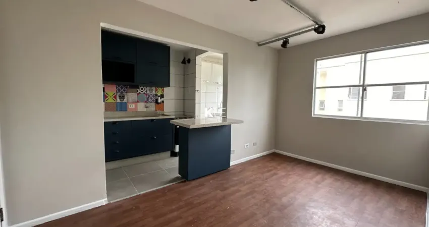 Apartamento 02 dormitórios (possibilidade de reverter para 03 dormitórios) a venda em Coqueiros, Florianópolis SC