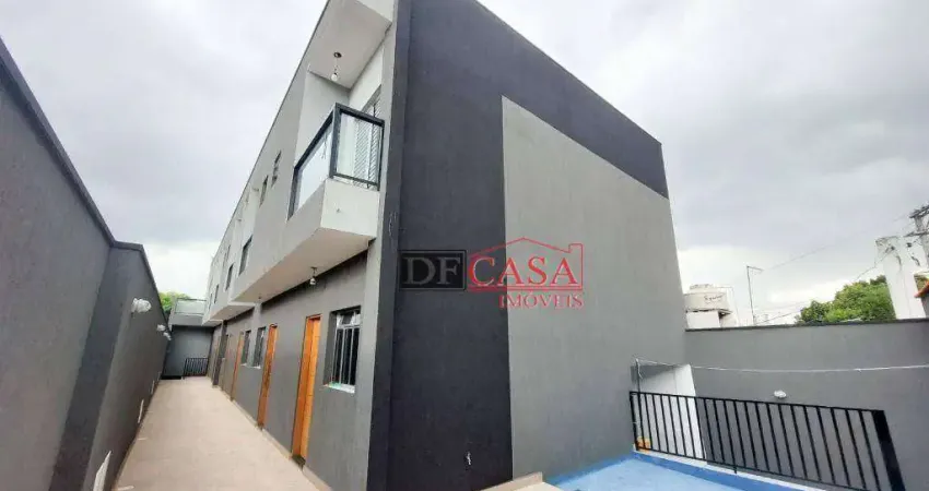 Sobrado com 2 dormitórios à venda, 59 m² por R$ 370.000,00 - Itaquera - São Paulo/SP