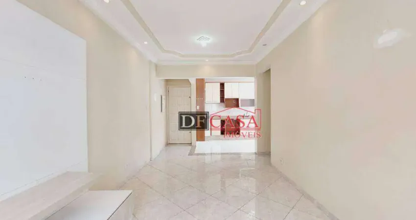 Apartamento em Parque Boturussu