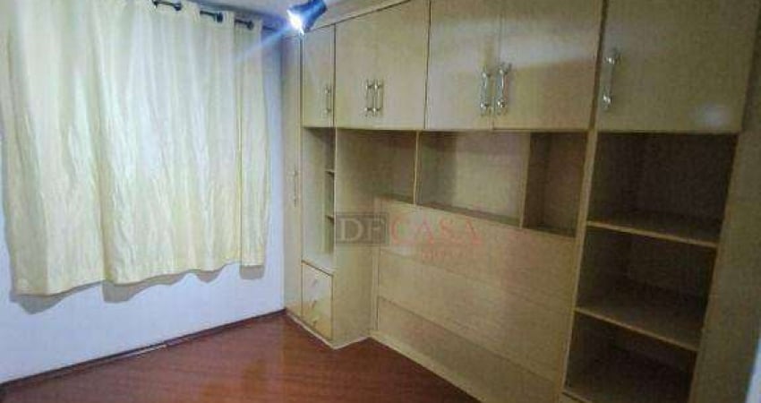 Apartamento em Conjunto Residencial José Bonifácio