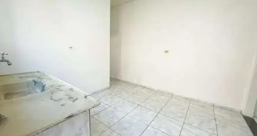 Casa com 8 quartos à venda na Rua Alexandre Ciccarelli, 72, Cidade São Mateus, São Paulo