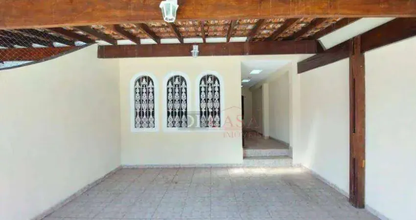 Sobrado a venda com 3 dormitórios e 2 vagas de garagem na Buturussu.