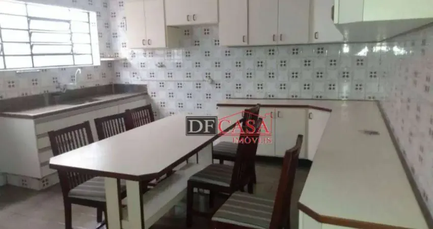 Sobrado com 3 dormitórios à venda, 100 m² por R$ 650.000,00 - Vila Lúcia - São Paulo/SP