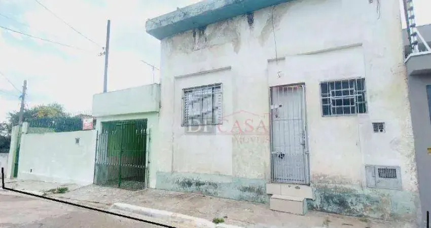 Casa à Venda com 368m². 3 dormitórios, 2 vagas. Guaianases - São Paulo/SP