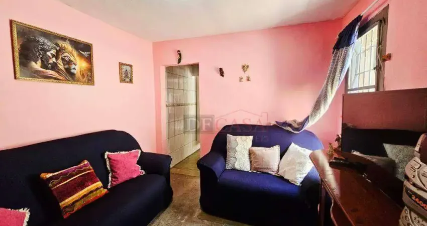 Sobrado com 3 dormitórios à venda, 144 m² por R$ 470.000,00 - Itaquera - São Paulo/SP