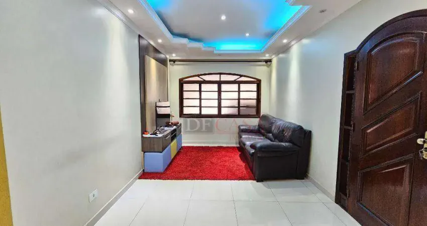 Sobrado com 3 dormitórios à venda, 252 m² por R$ 900.000,00 - Itaquera - São Paulo/SP