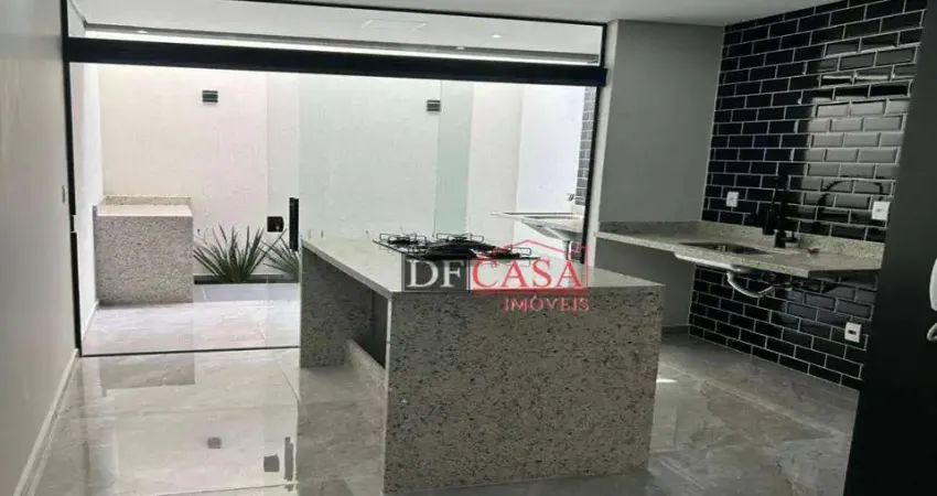 Sobrado com 3 suítes e 2 vagas à venda, 140 m² por R$ 1.050.000 - Cidade Patriarca - São Paulo/SP