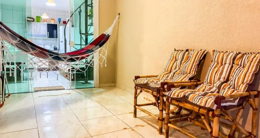 Casa com 2 quartos para alugar na Rua África, 144, Albatroz, Matinhos