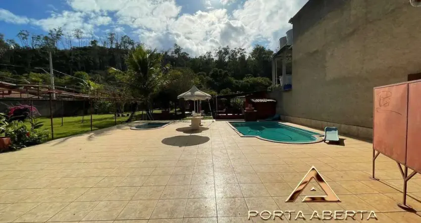 Chacara com casa 5 quartos, sendo 1 suíte - Cava Grande - COD 523