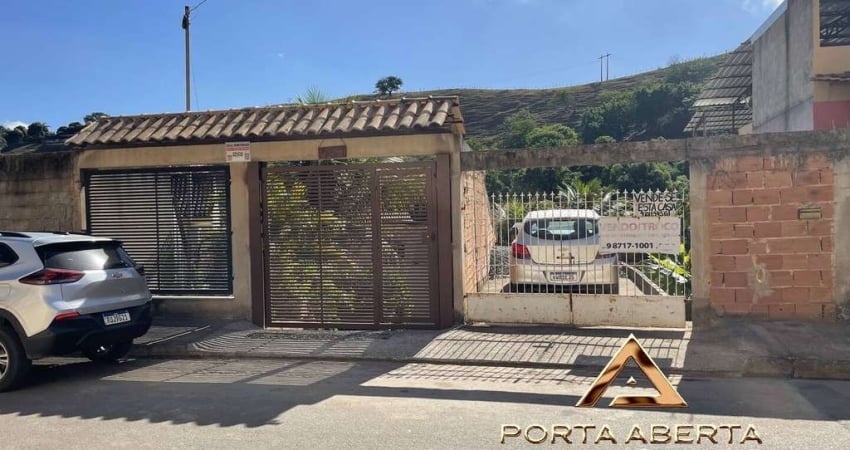 Casa 2 Quartos em lote de 351 m2 - Pomar - Cel Fabriciano - COD 704